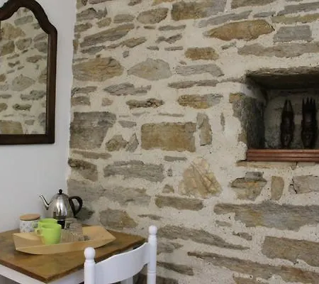 Nocleg ze śniadaniem L'auberge De Vazerat