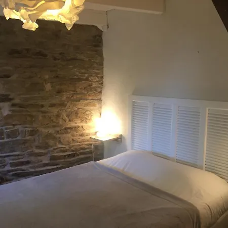 Nocleg ze śniadaniem L'auberge De Vazerat 3*